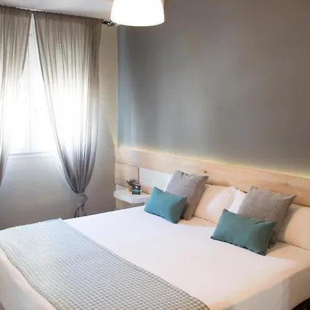 Hotel Alda Estación *
