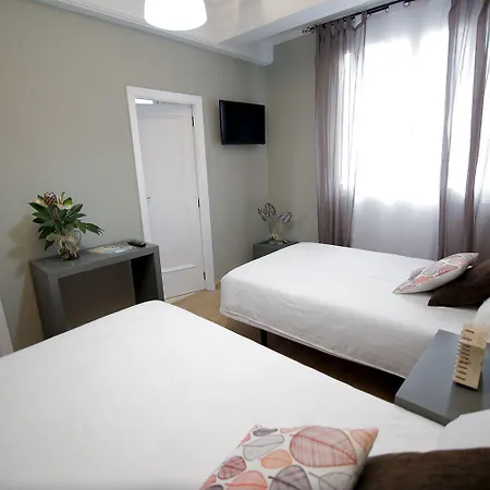 Hotel Alda Estación *