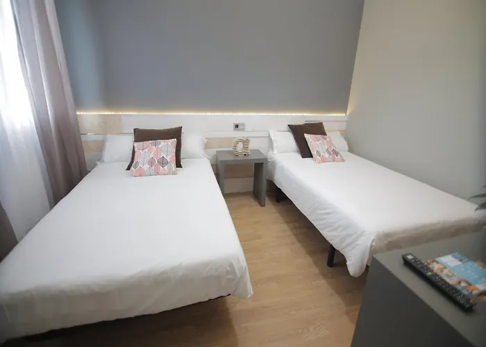 Alda Estacion Отель