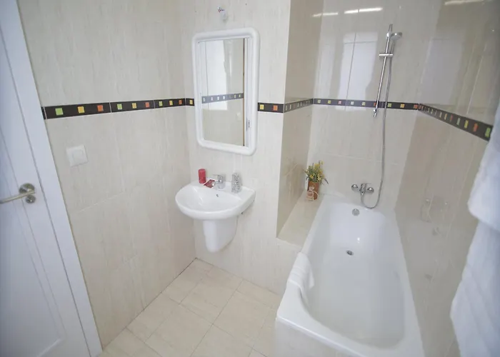 Alda Estacion Отель