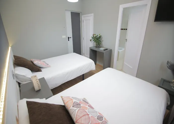 Отель Alda Estacion Виго