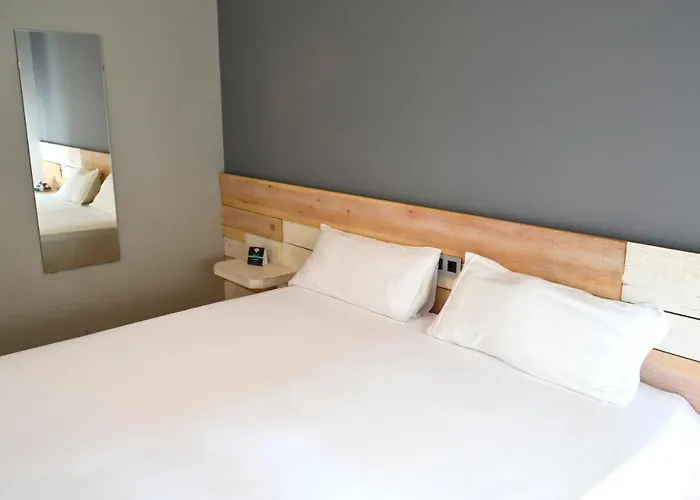 Alda Estacion Otel *